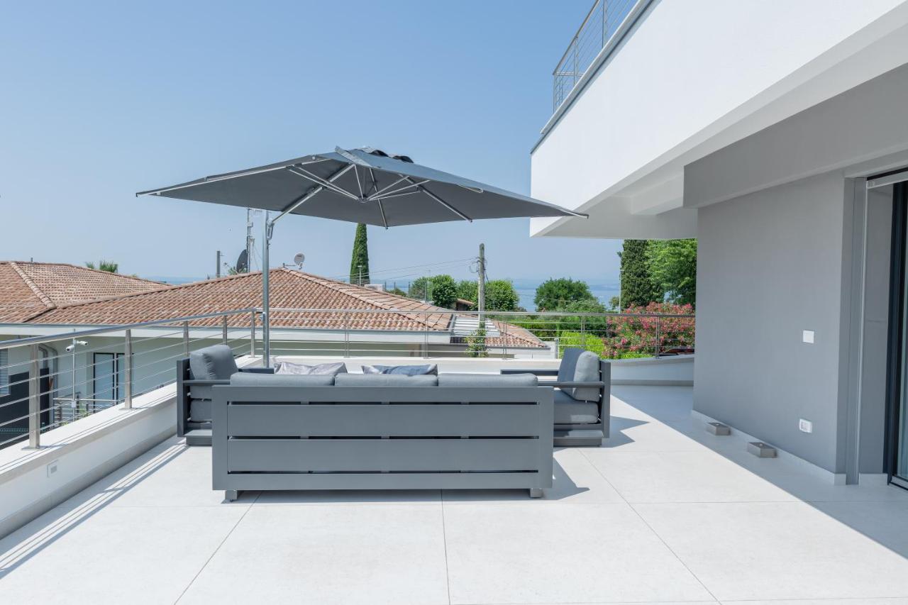 Magic Luxury Apartments Bardolino Exterior photo