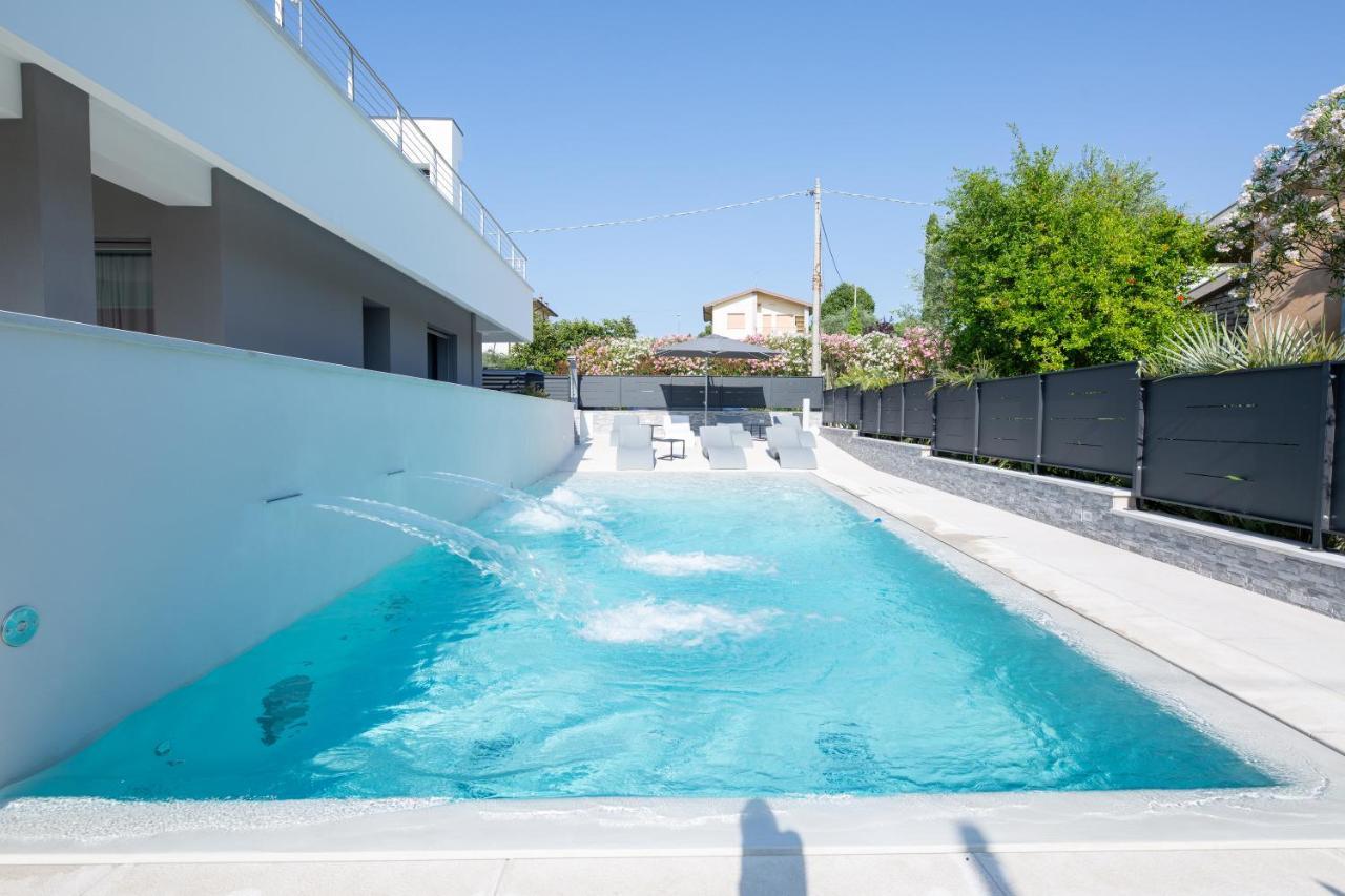 Magic Luxury Apartments Bardolino Exterior photo